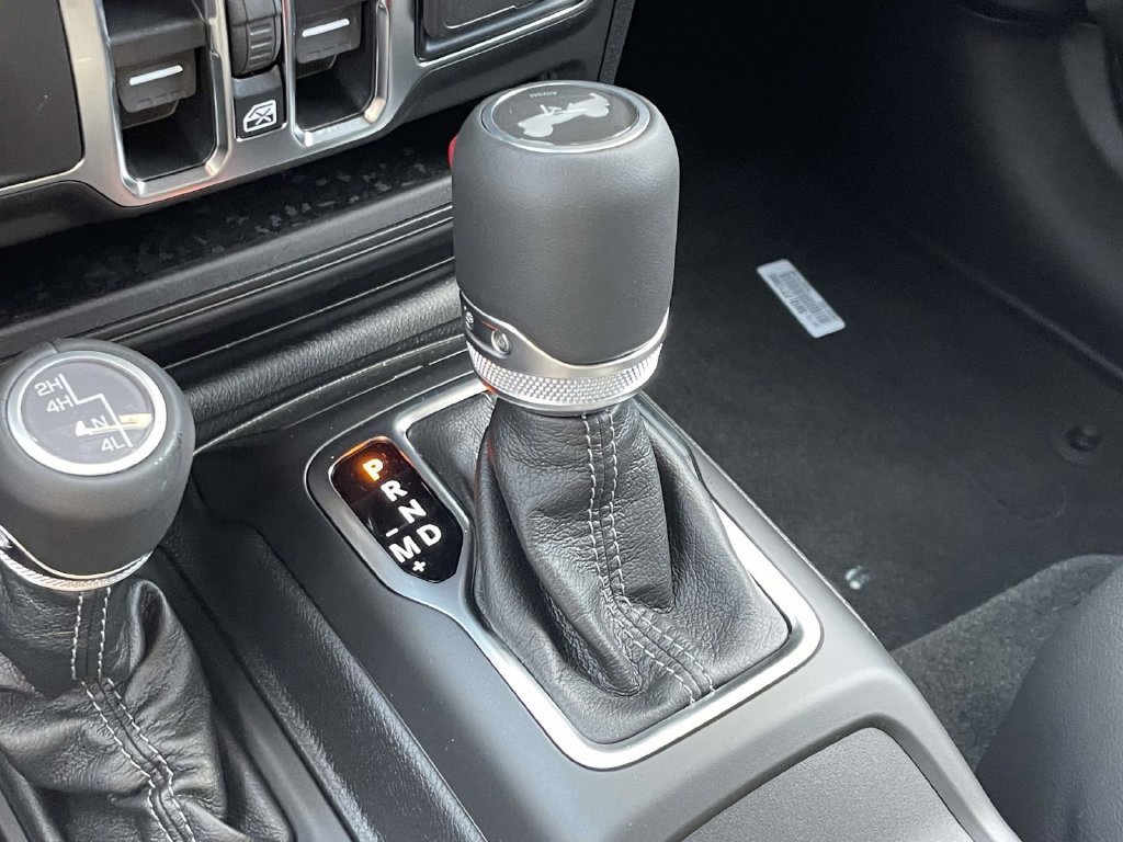 New 2027 Jeep Wrangler Unlimited Sahara AWD/4WD image 41