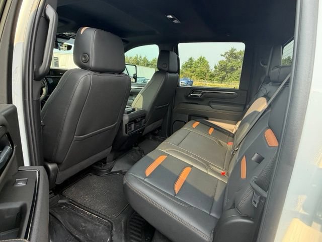Used 2025 GMC Sierra 3500 AT4 w/ AT4 Premium Plus Package AWD/4WD image 8
