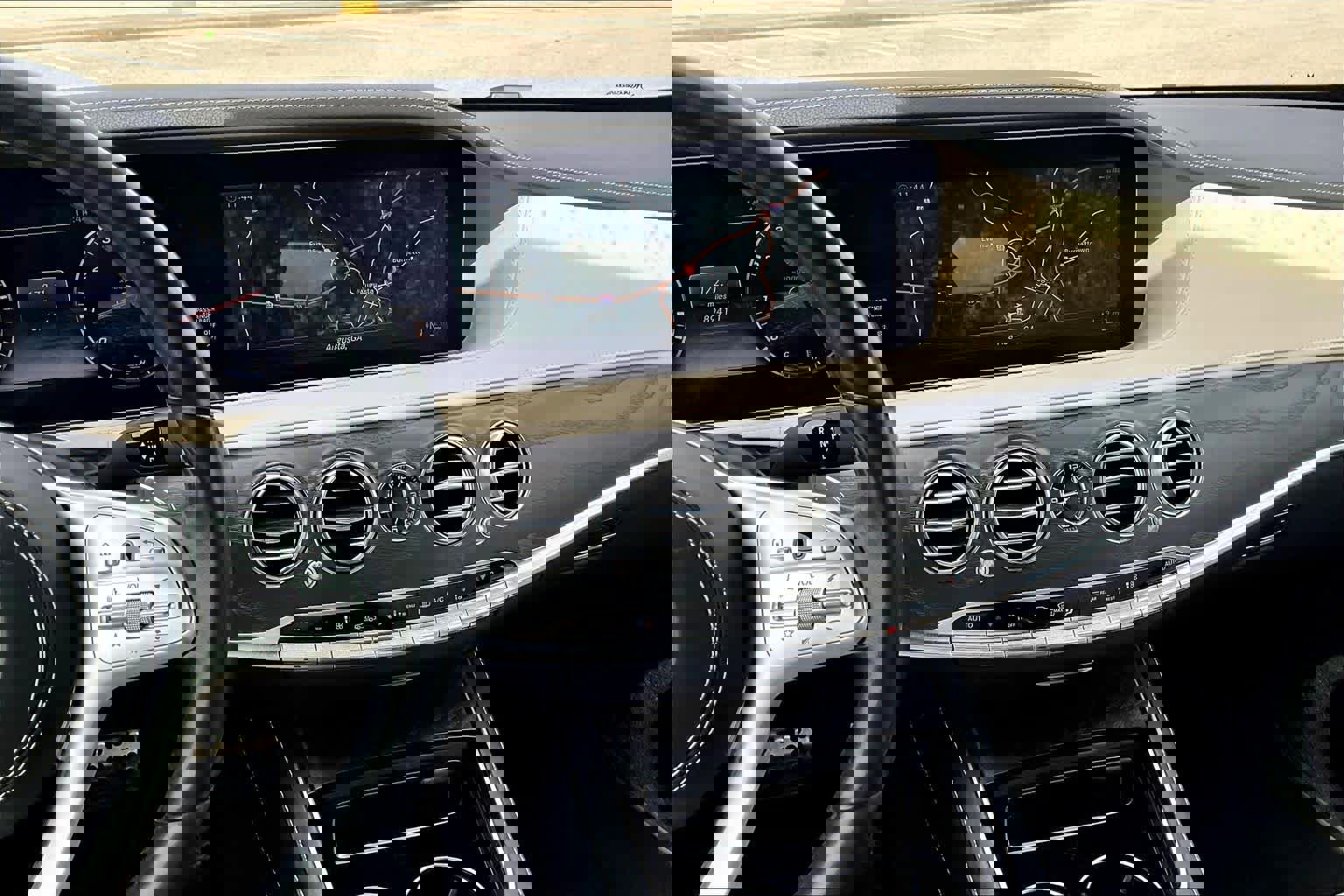 Used 2019 Mercedes-Benz S 560 Sedan image 7