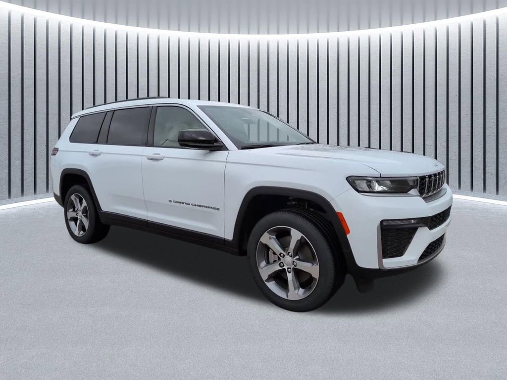 New 2026 Jeep Grand Cherokee L Limited AWD/4WD image 2