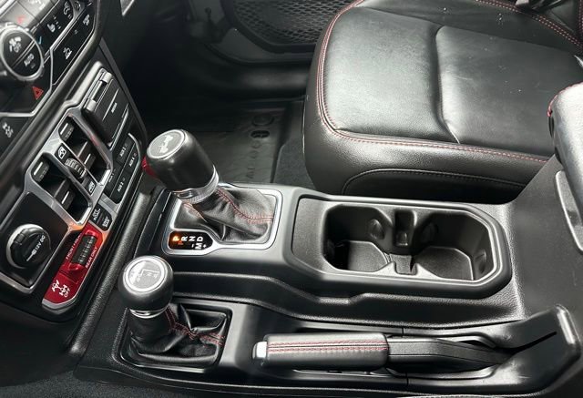 Used 2023 Jeep Wrangler Unlimited Rubicon w/ Cold Weather Group image 28