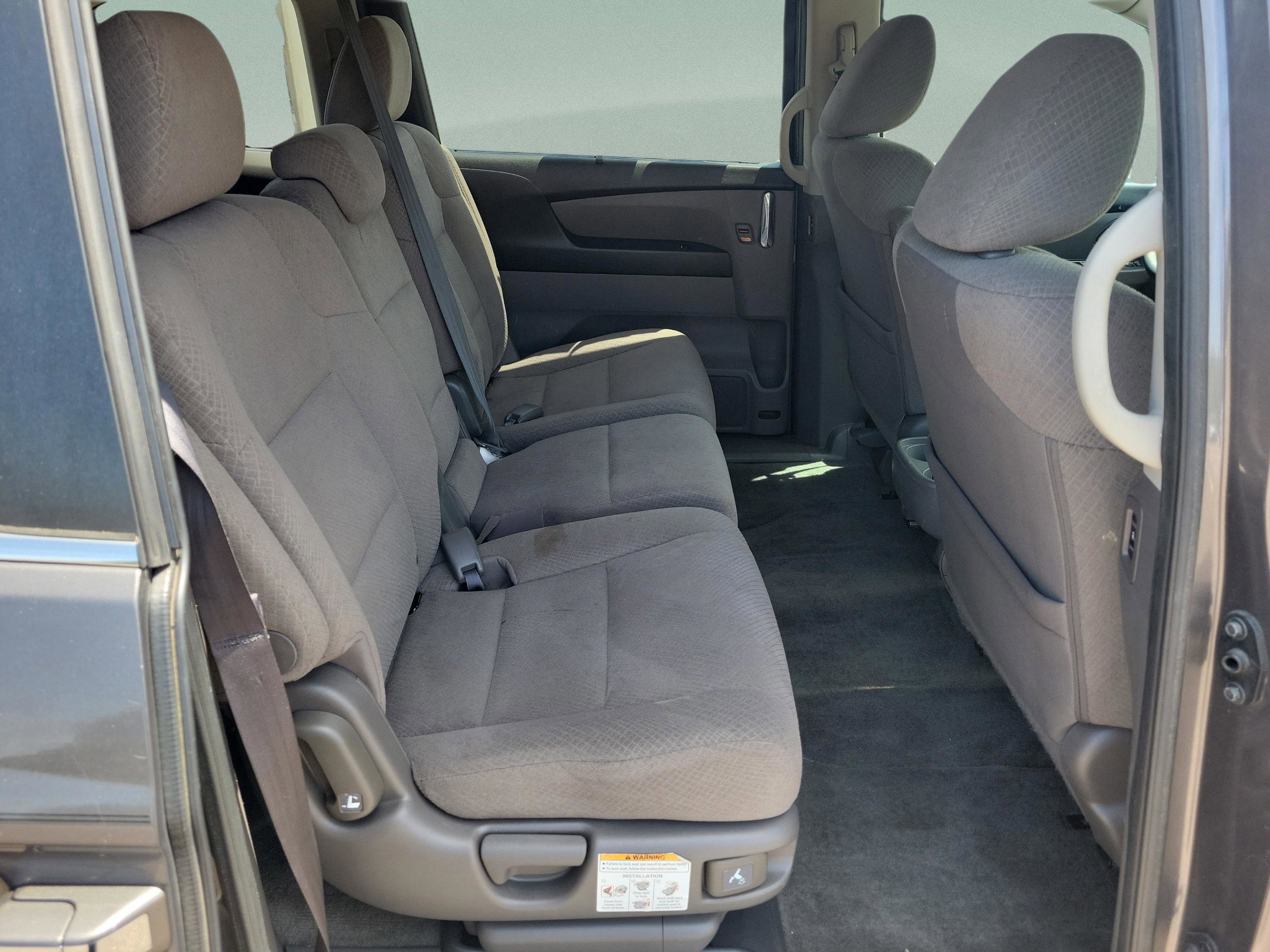 Used 2016 Honda Odyssey SE image 10