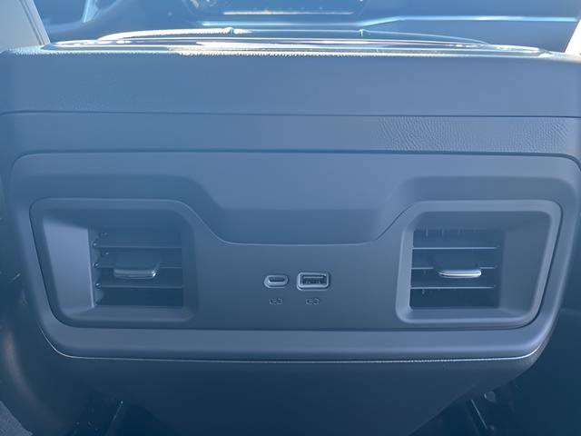 New 2026 Chevrolet Silverado 1500 LT w/ Leather Package RWD image 32