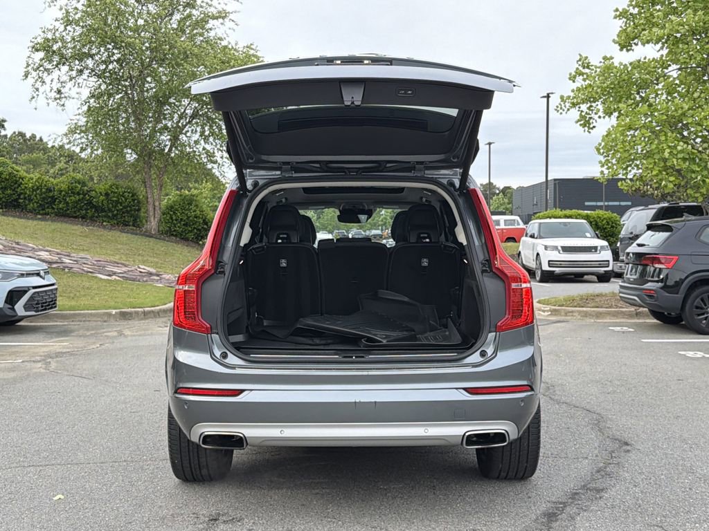 Used 2018 Volvo XC90 T6 Momentum w/ Convenience Package AWD/4WD image 14