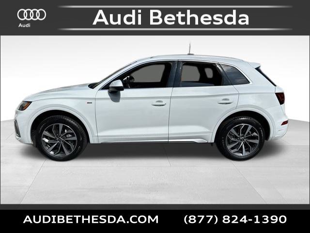 Certified 2024 Audi Q5 2.0T Premium w/ Convenience Package AWD/4WD image 4