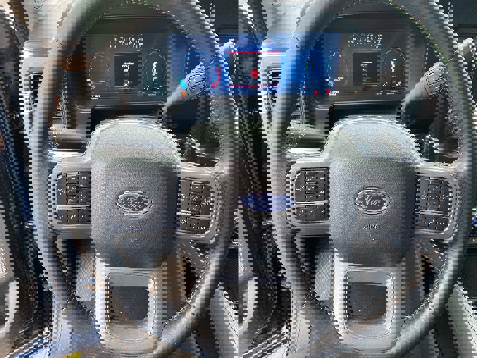 Used 2024 Ford F250 Lariat w/ Lariat Ultimate Package image 10