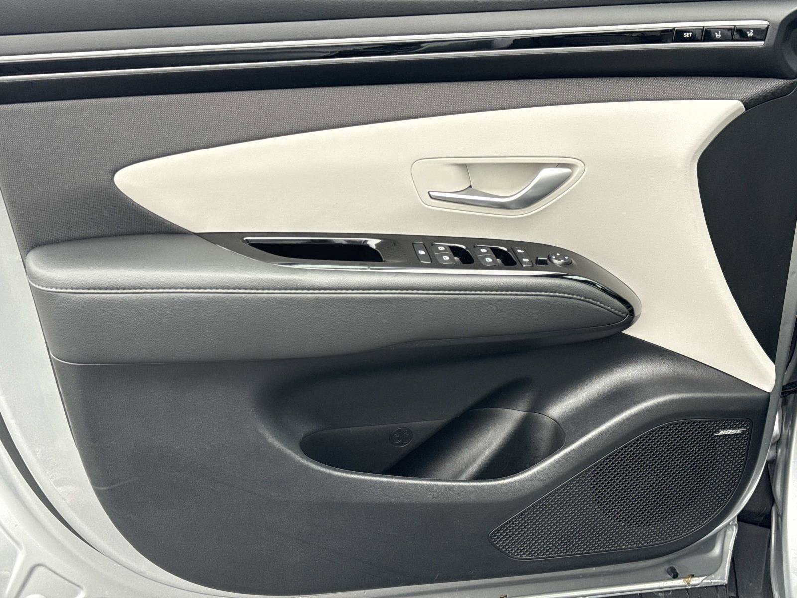 Used 2023 Hyundai Tucson Limited w/ Cargo Package image 17