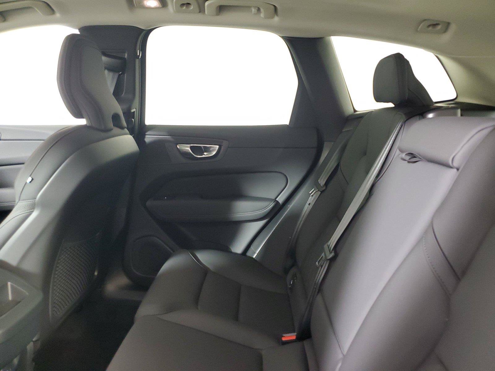 New 2026 Volvo XC60 B5 Core AWD/4WD image 12
