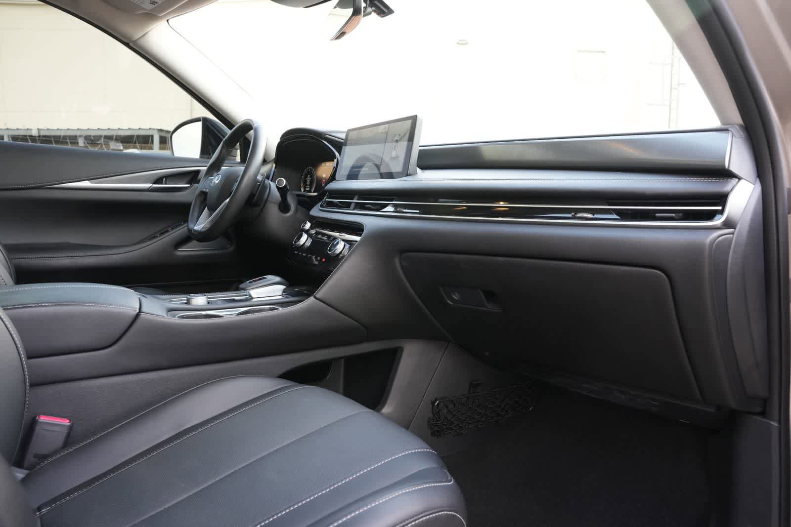 Certified 2023 INFINITI QX60 Luxe w/ Cargo Package FWD image 23