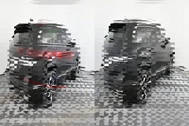 New 2025 Volkswagen Atlas SEL Premium R-Line image 4