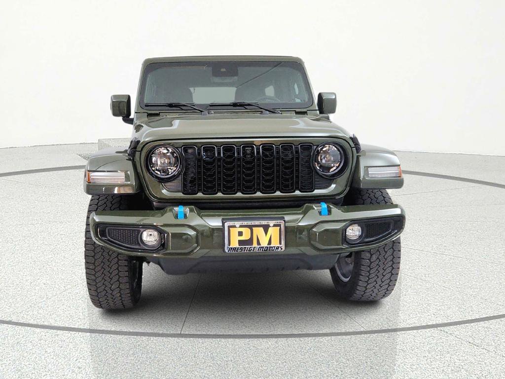Used 2024 Jeep Wrangler High Altitude AWD/4WD image 2