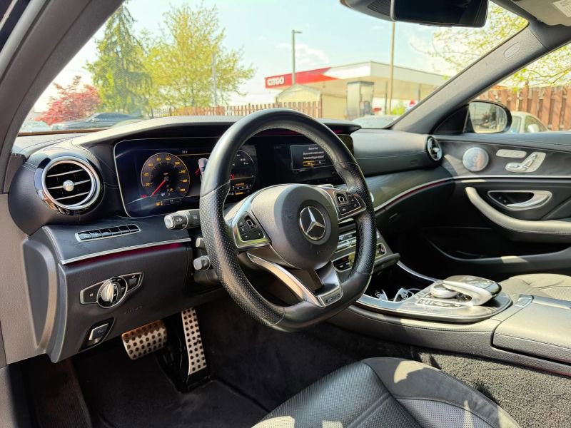 Used 2018 Mercedes-Benz E 43 AMG 4MATIC Sedan image 13