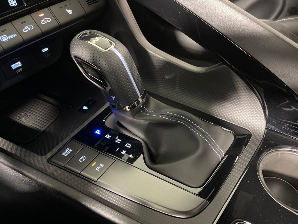 Certified 2024 Hyundai Elantra N image 24