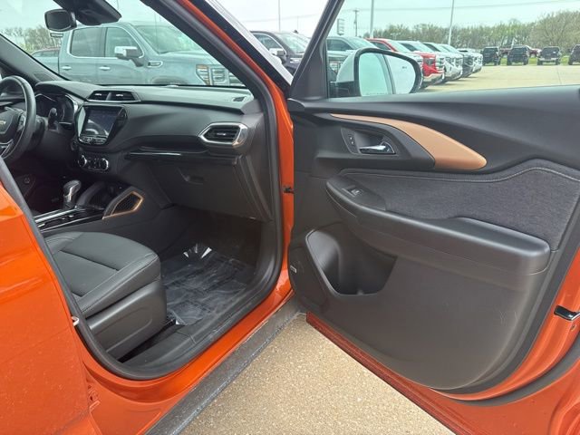Used 2022 Chevrolet TrailBlazer ACTIV w/ Sun and Liftgate Package image 23