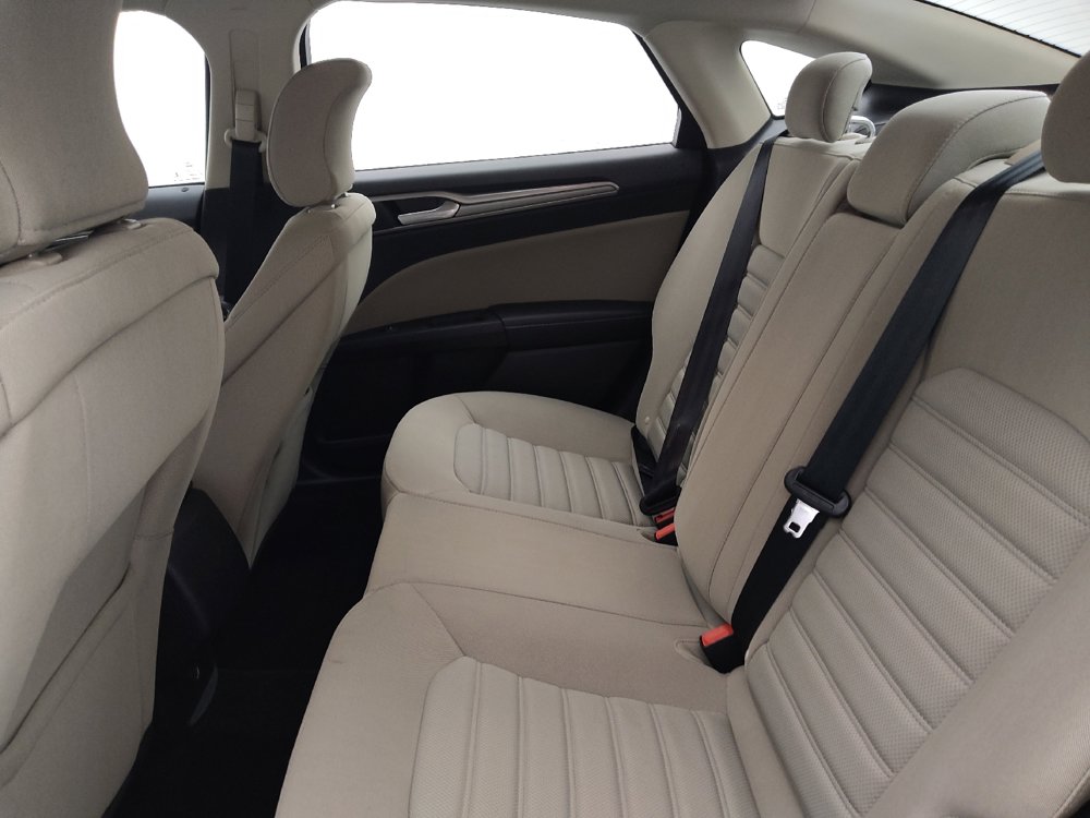 Used 2018 Ford Fusion S FWD image 18