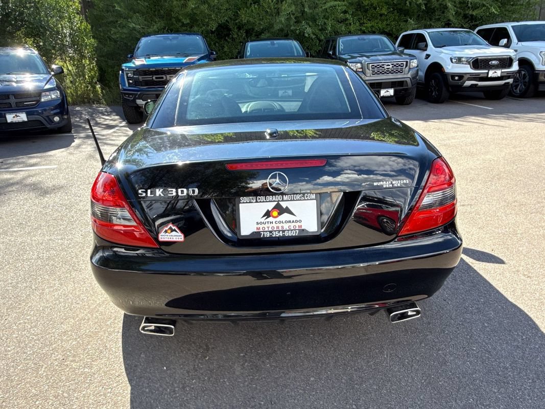 Used 2009 Mercedes-Benz SLK 300 image 6