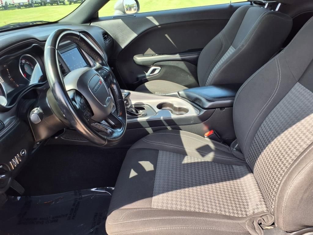 Used 2023 Dodge Challenger SXT image 14