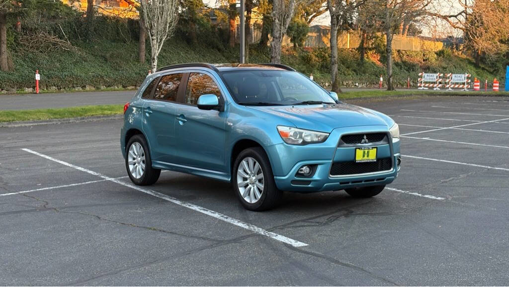 Used 2011 Mitsubishi Outlander Sport SE image 7
