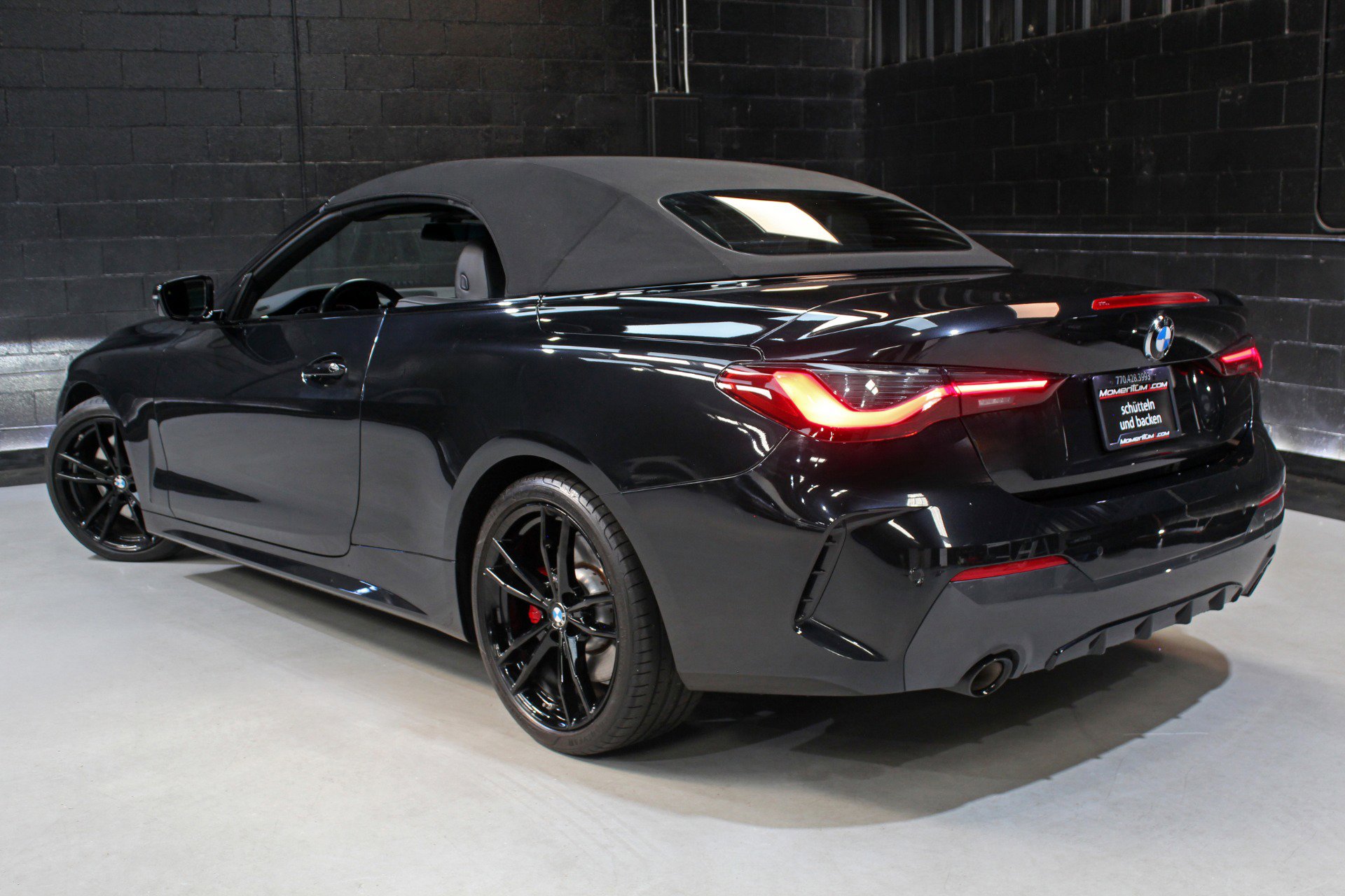 Used 2023 BMW 430i Convertible w/ M Sport Package RWD image 12