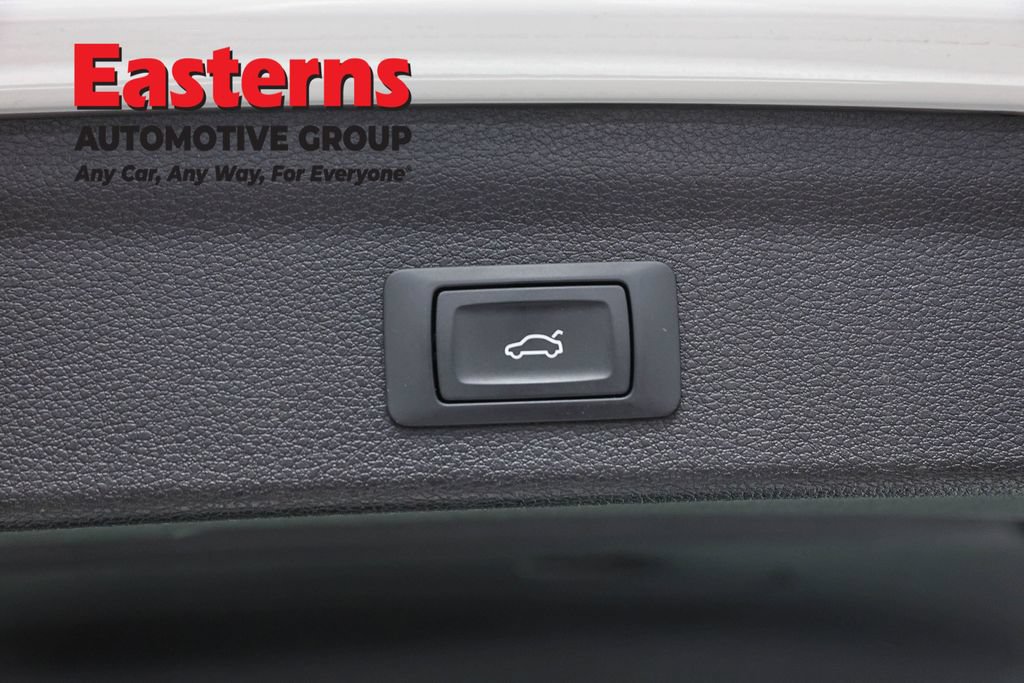Used 2025 Audi Q3 2.0T Premium AWD/4WD image 23