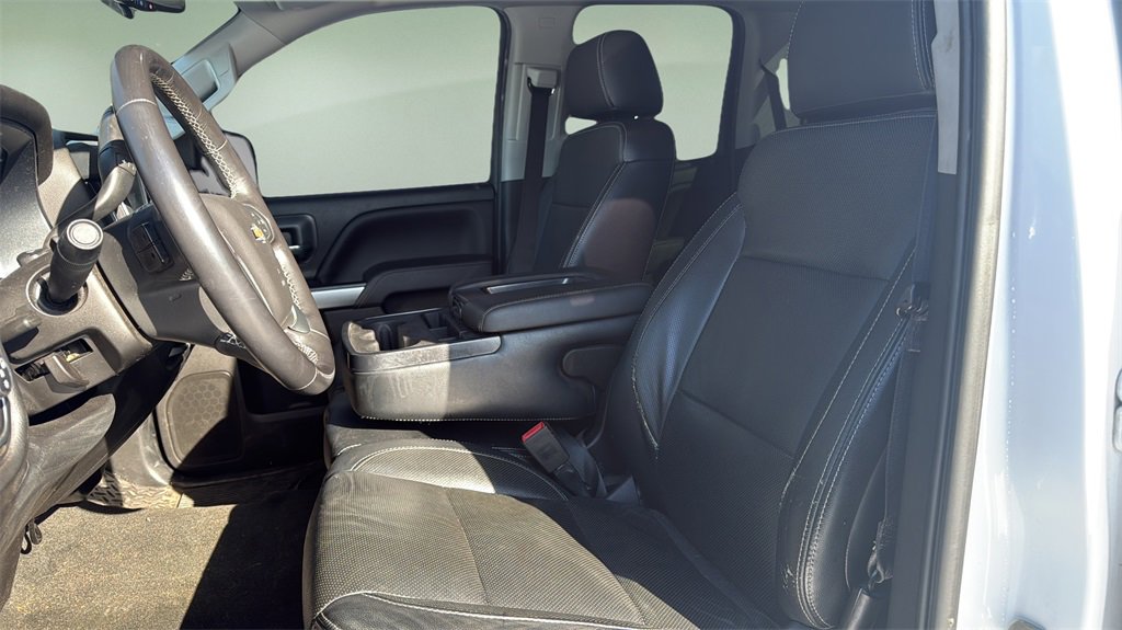 Used 2018 Chevrolet Silverado 1500 LT w/ All Star Edition image 16