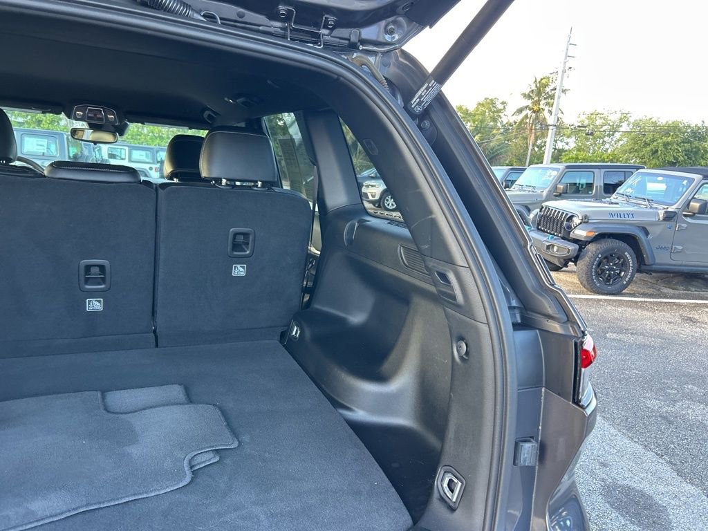 Used 2024 Jeep Grand Cherokee Limited image 30