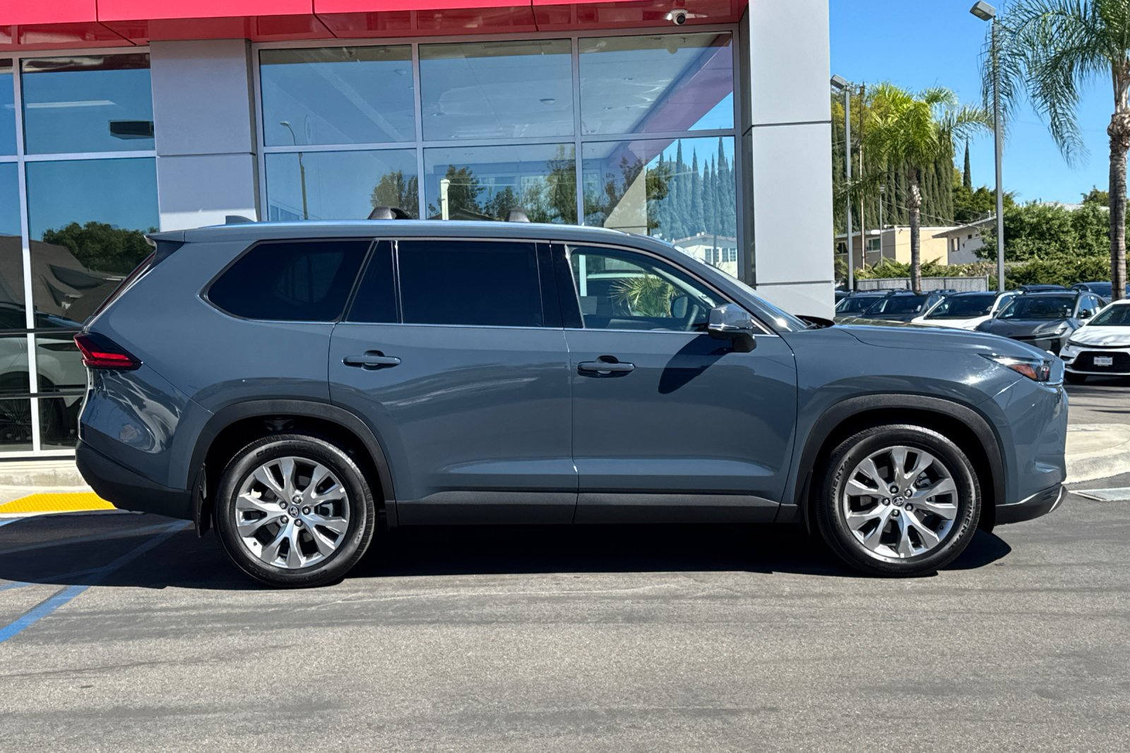 Certified 2026 Toyota Grand Highlander AWD image 4