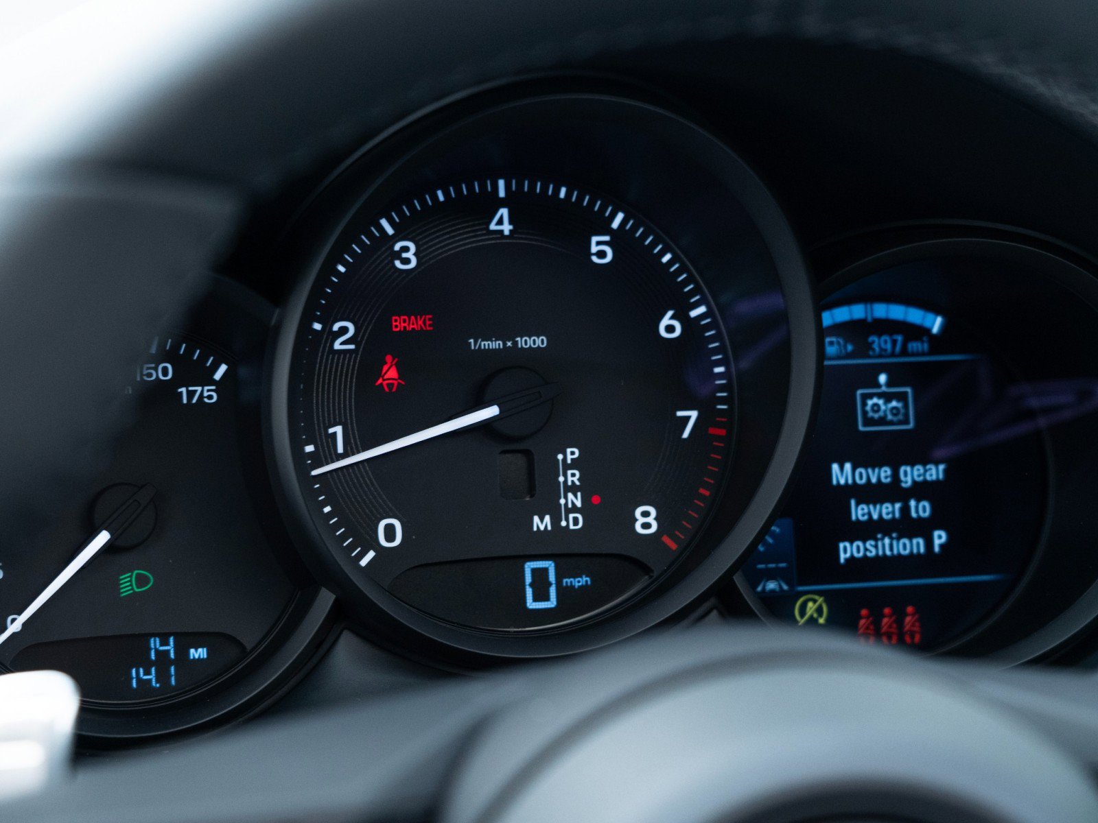 New 2026 Porsche Macan image 24