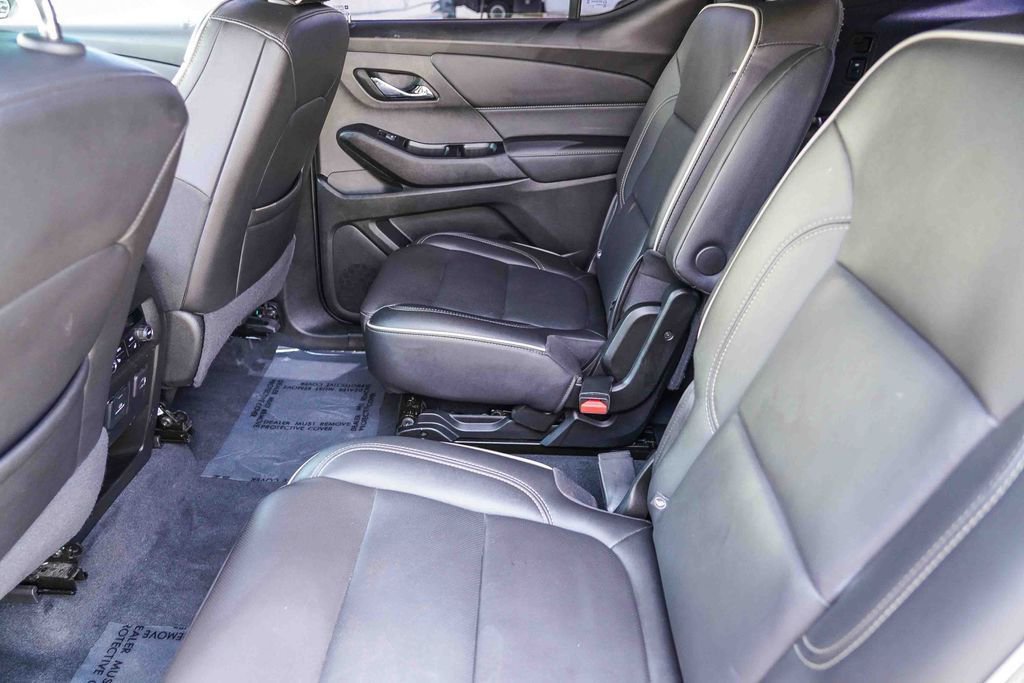 Used 2023 Chevrolet Traverse Premier image 20