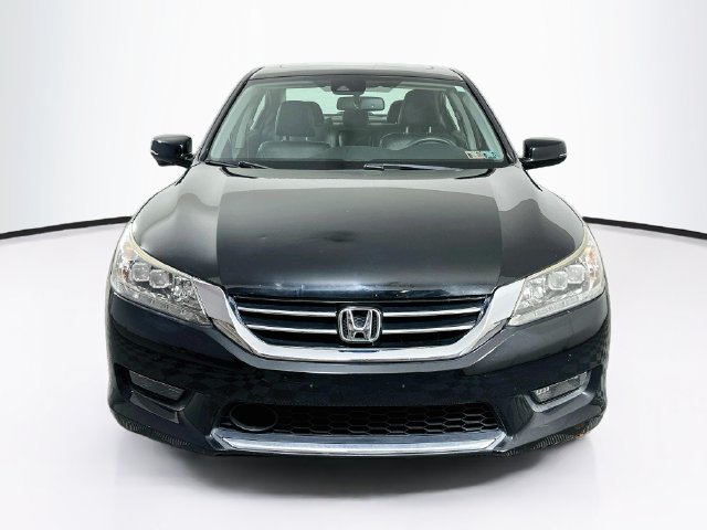 Used 2015 Honda Accord Touring image 2