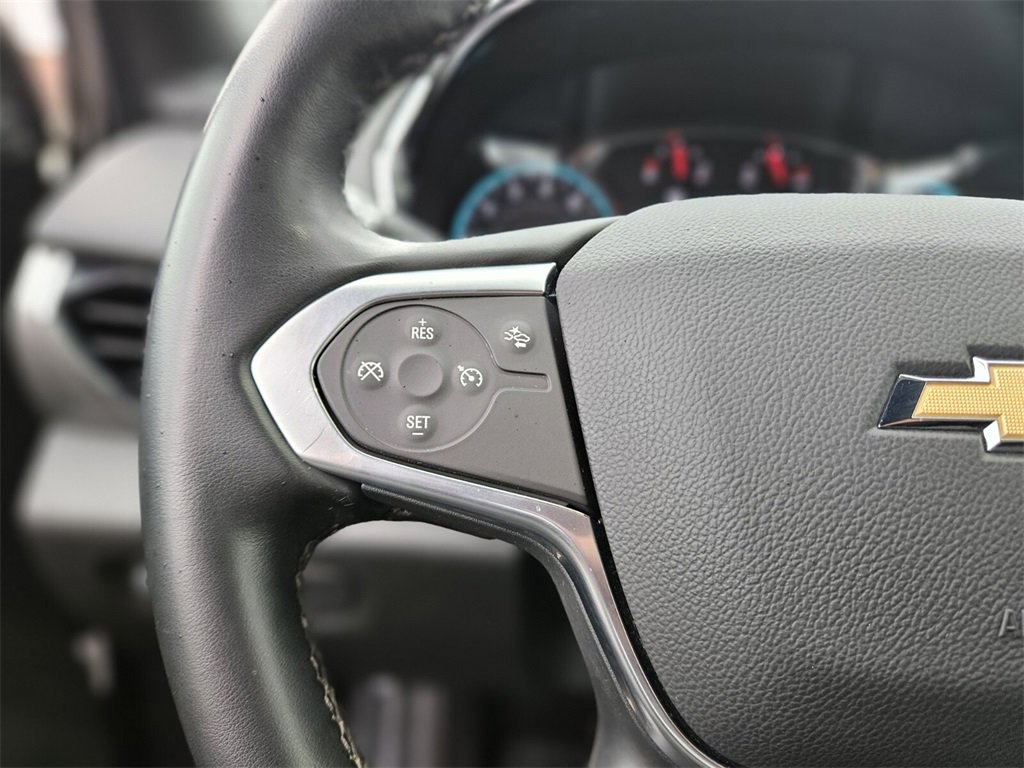 Used 2023 Chevrolet Traverse LT image 28