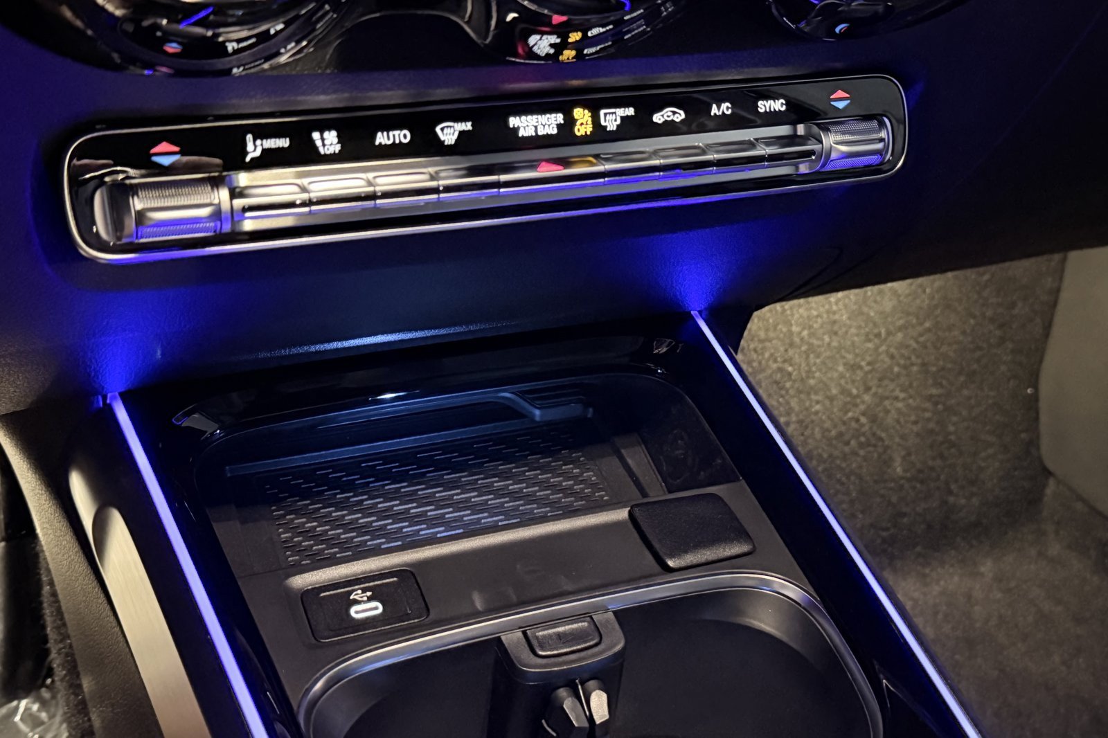 New 2025 Mercedes-Benz GLB 250 4MATIC image 19