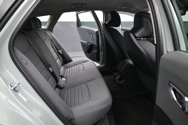 Used 2025 Kia K4 EX FWD image 19