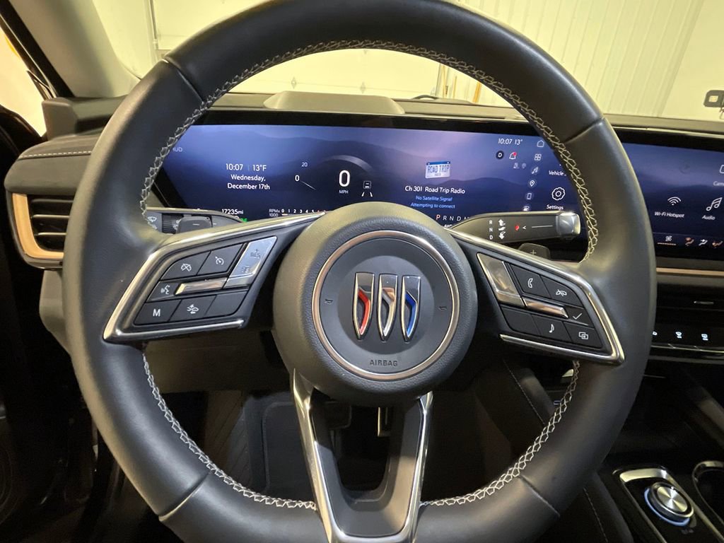 Used 2025 Buick Envision Sport Touring image 32