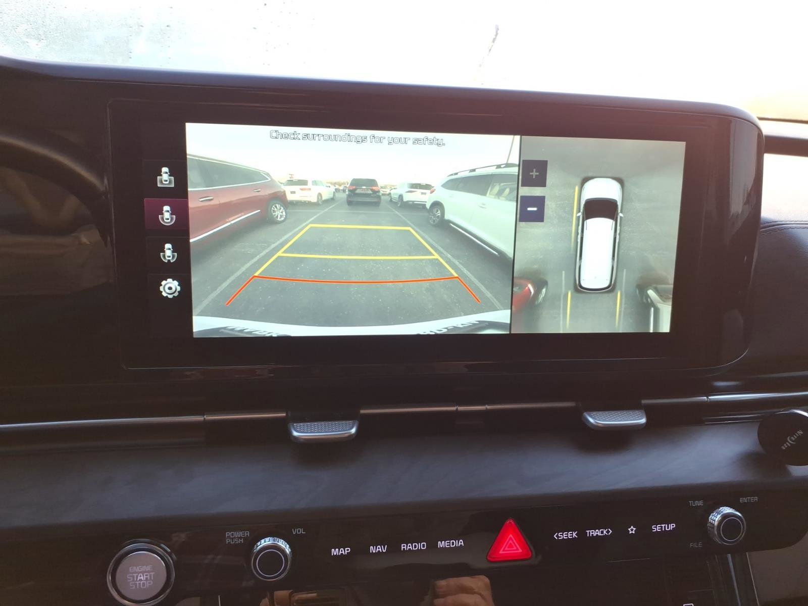 Used 2022 Kia Carnival SX image 18