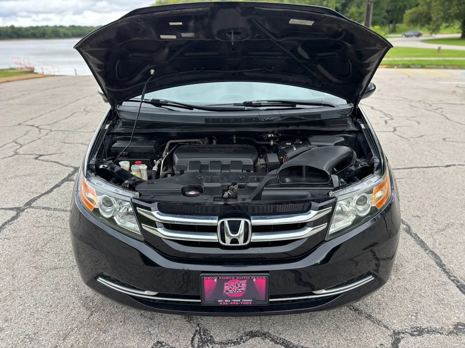 Used 2015 Honda Odyssey EX-L image 10