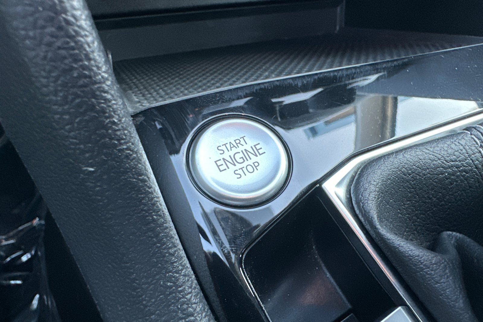 Used 2024 Volkswagen Taos S image 22