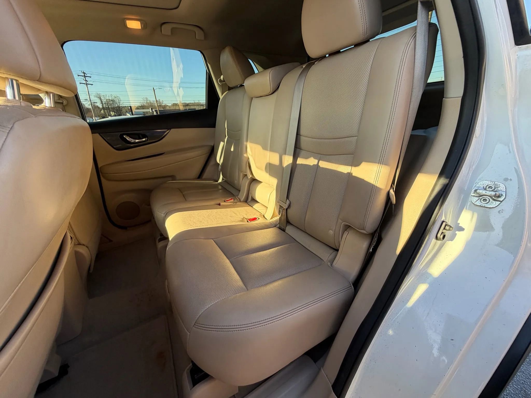 Used 2014 Nissan Rogue SL w/ SL Premium Package image 13