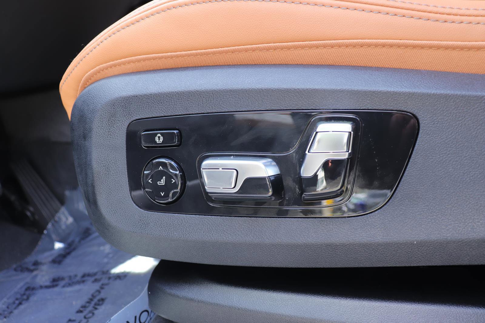 New 2026 BMW X7 xDrive40i w/ Premium Package image 31