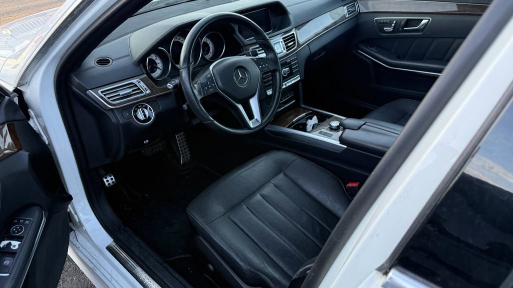 Used 2015 Mercedes-Benz E 400 E 400 image 3