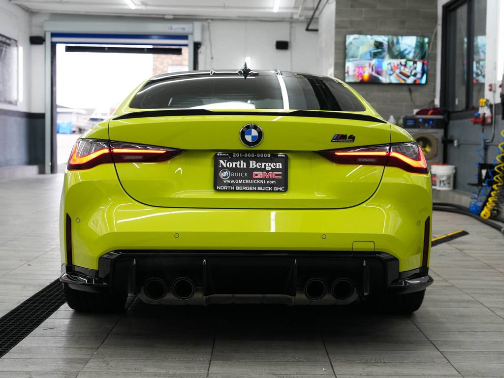 Used 2023 BMW M4 xDrive Competition w/ M Carbon Exterior Package AWD/4WD image 7