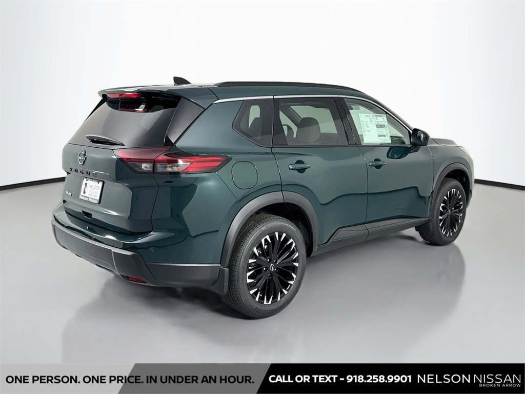New 2026 Nissan Rogue Dark Armor FWD image 5