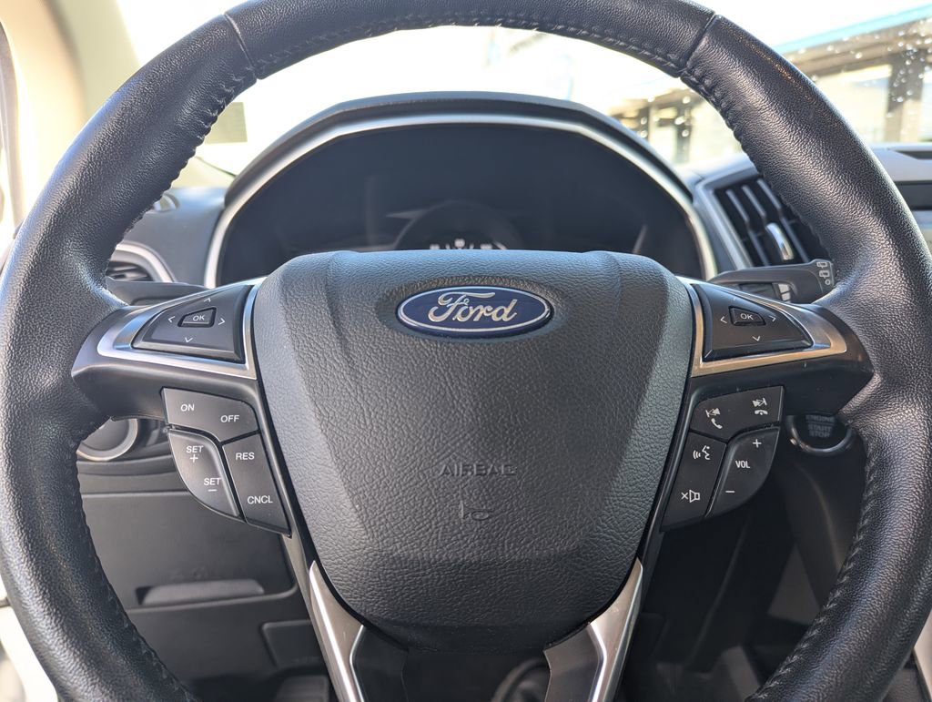 Used 2019 Ford Edge SEL w/ Equipment Group 201A AWD/4WD image 20