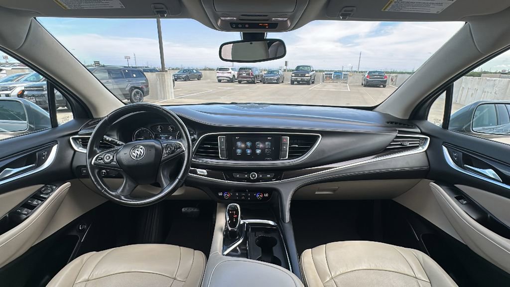 Used 2019 Buick Enclave Essence AWD/4WD image 21