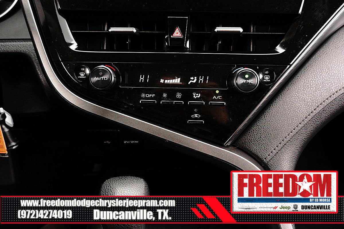 Used 2022 Toyota Camry LE image 21