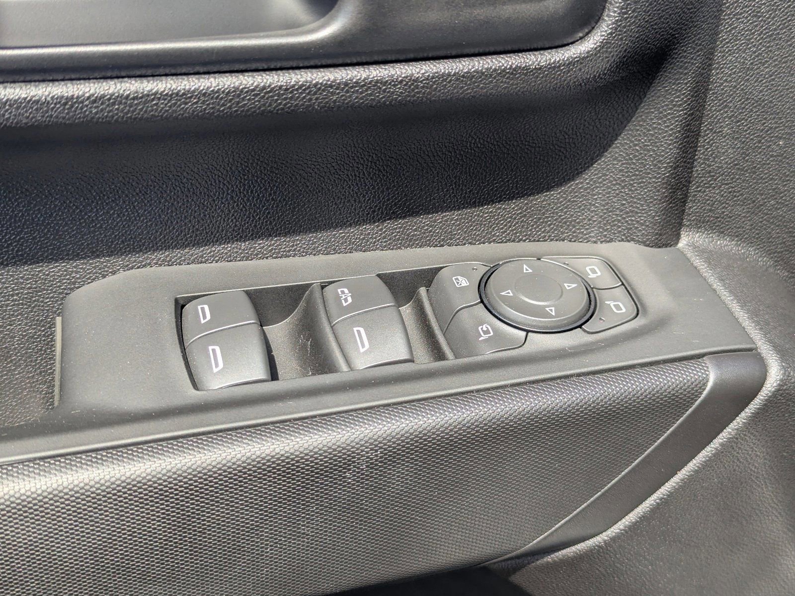 Used 2025 Chevrolet Silverado 2500 Custom w/ Custom Value Package image 25