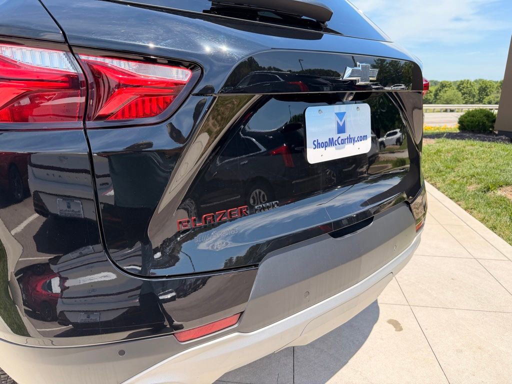 Used 2020 Chevrolet Blazer LT w/ Redline Edition AWD/4WD image 35