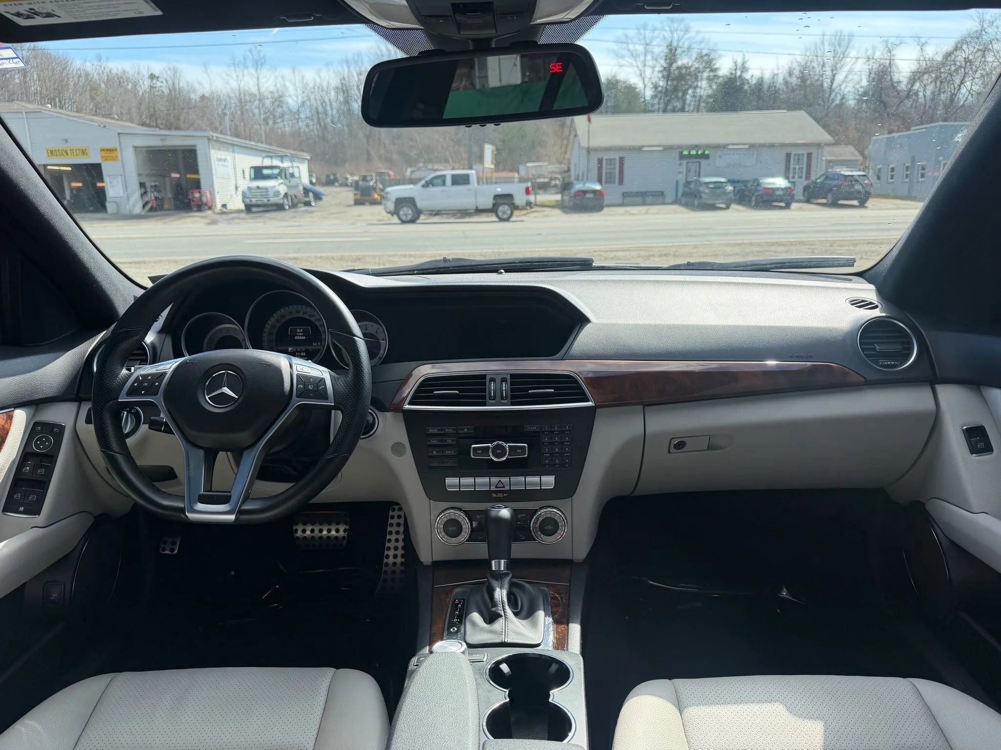 Used 2013 Mercedes-Benz C 250 Sedan image 28