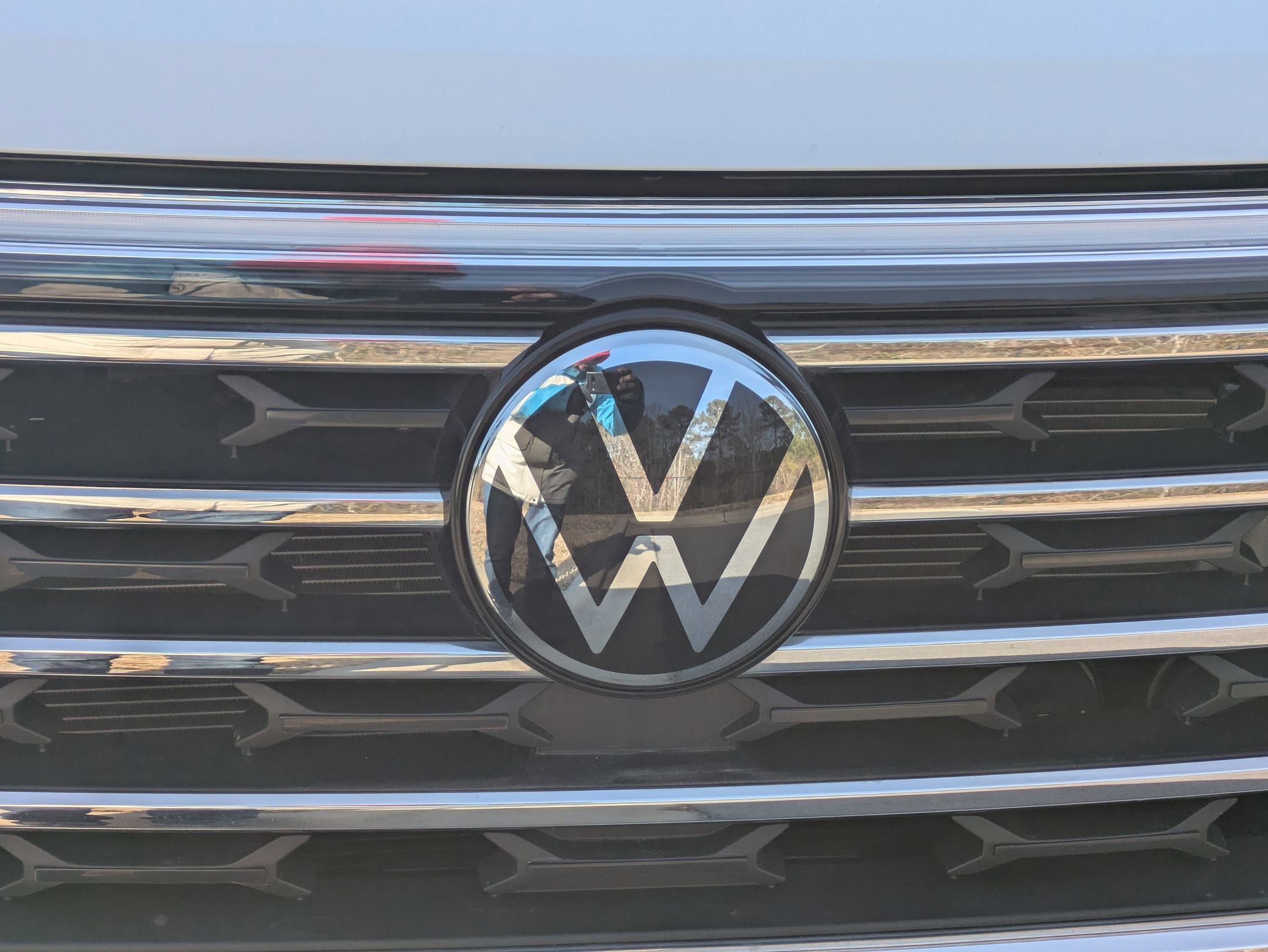 Used 2024 Volkswagen Atlas SE image 30