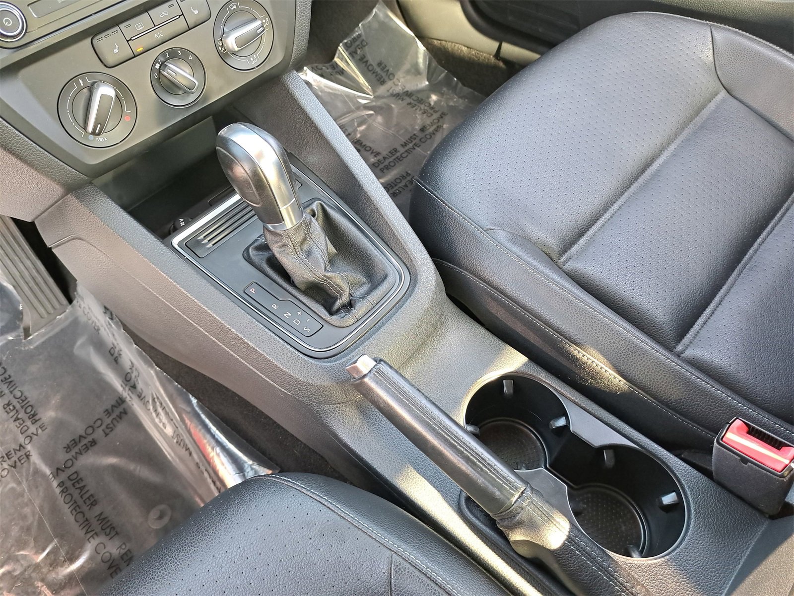 Used 2018 Volkswagen Jetta Wolfsburg Edition image 24